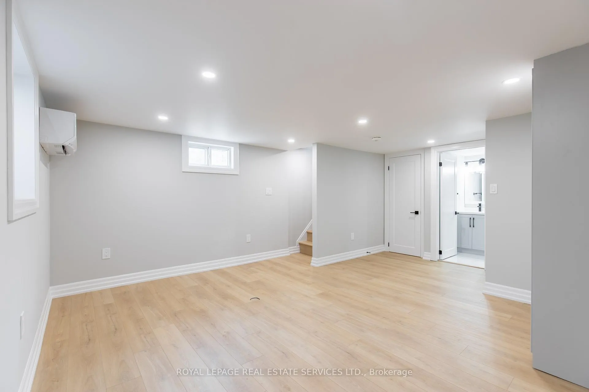 Photo 14 of Unit C, 2 Thorndale Avenue, St. Catharines, Haig — HOMEH