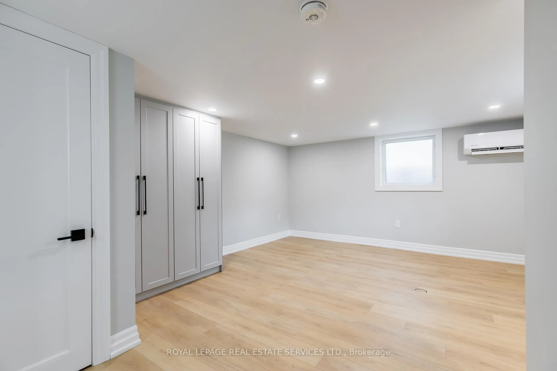 Photo 15 of Unit C, 2 Thorndale Avenue, St. Catharines, Haig — HOMEH