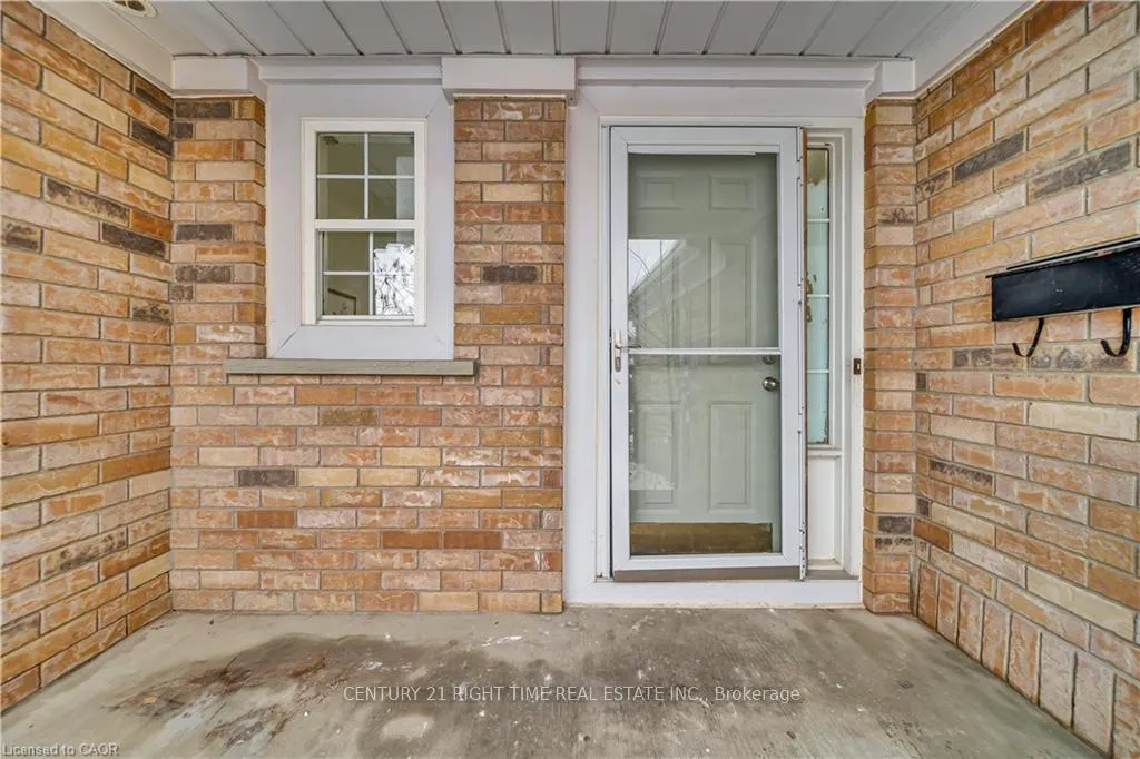 Photo 3 of 540 Mariner Drive, Waterloo — HOMEH