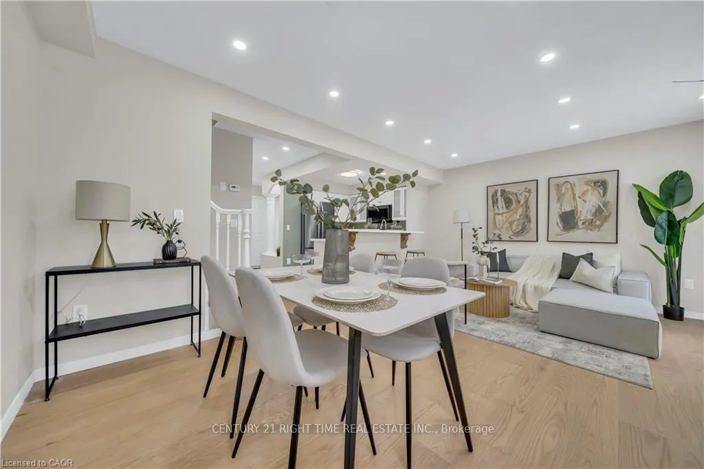 Photo 15 of 540 Mariner Drive, Waterloo — HOMEH
