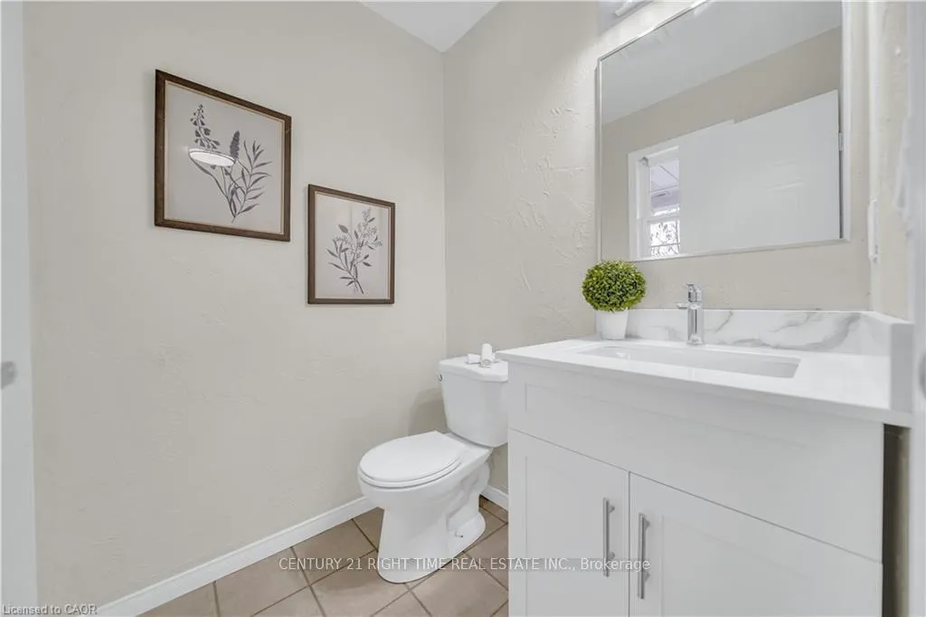 Photo 16 of 540 Mariner Drive, Waterloo — HOMEH