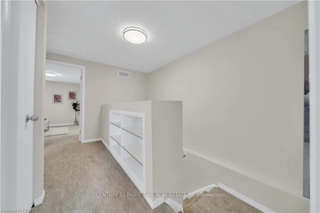 Photo 18 of 540 Mariner Drive, Waterloo — HOMEH