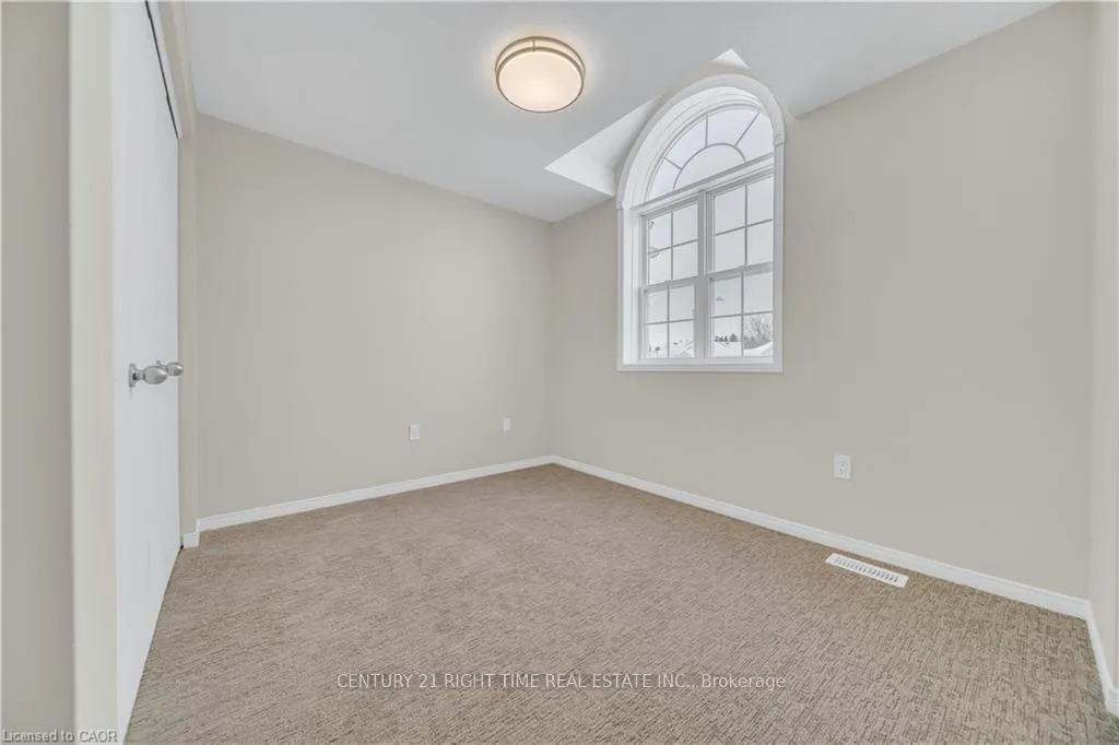 Photo 25 of 540 Mariner Drive, Waterloo — HOMEH