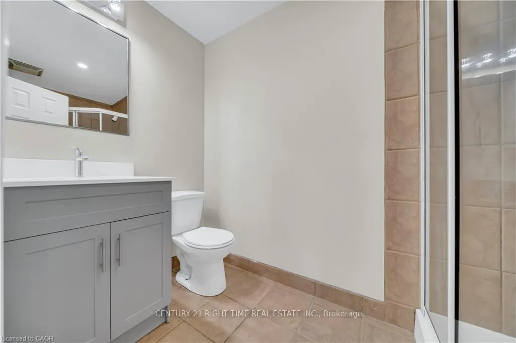 Photo 32 of 540 Mariner Drive, Waterloo — HOMEH