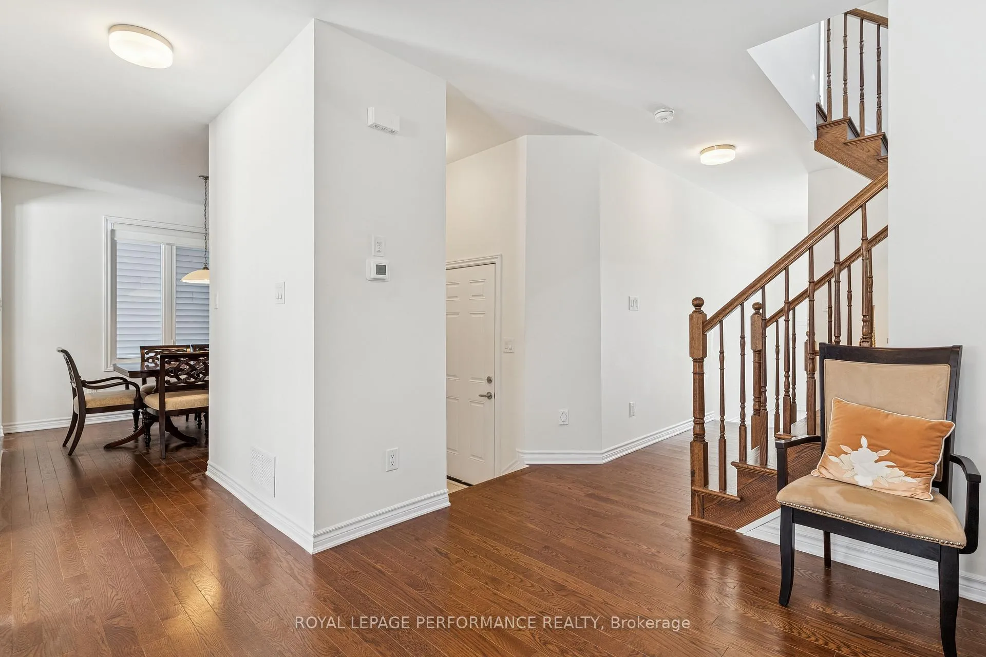 Photo 8 of 845 Snap Hook Crescent, Ottawa, Barrhaven - Half Moon Bay — HOMEH
