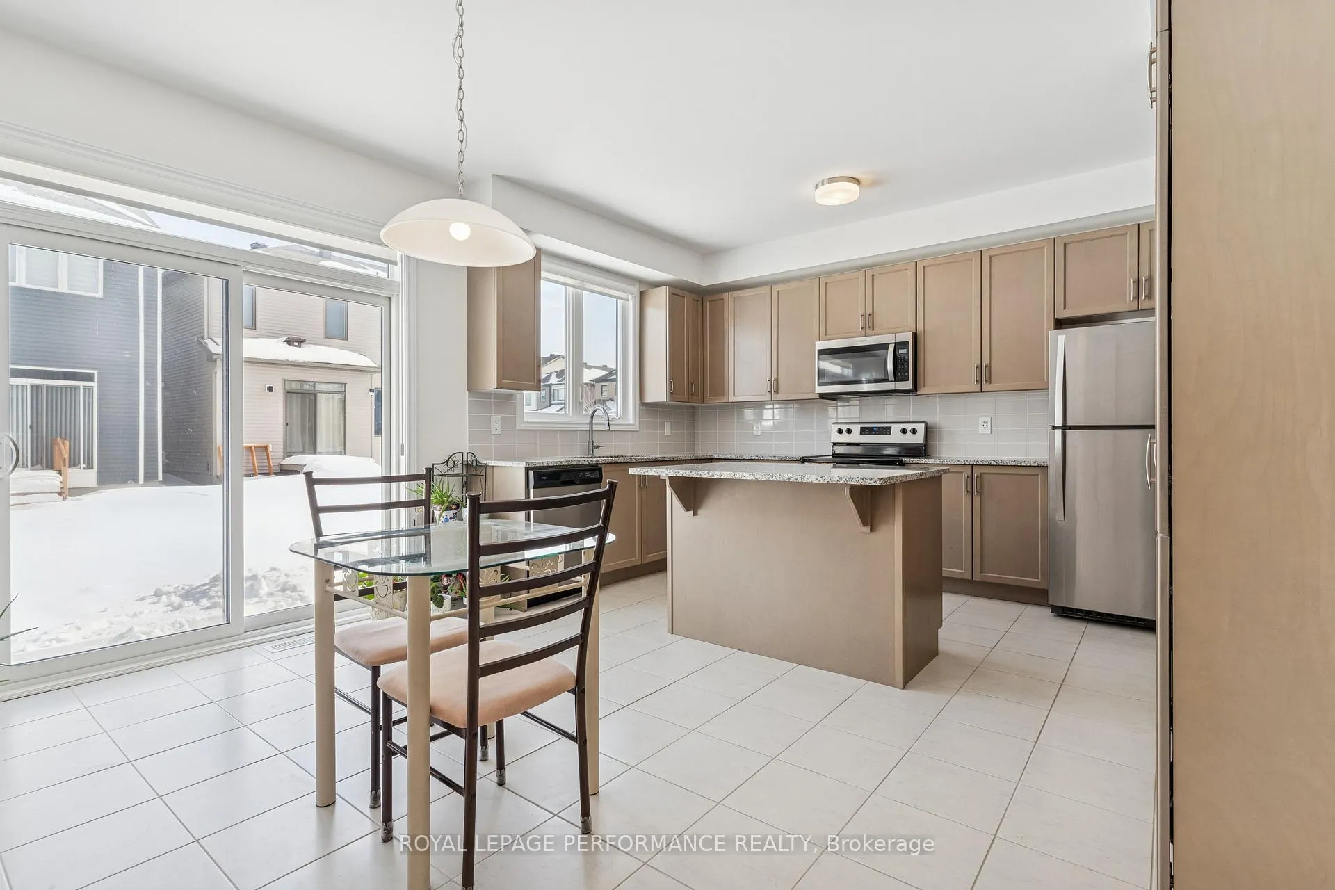 Photo 16 of 845 Snap Hook Crescent, Ottawa, Barrhaven - Half Moon Bay — HOMEH