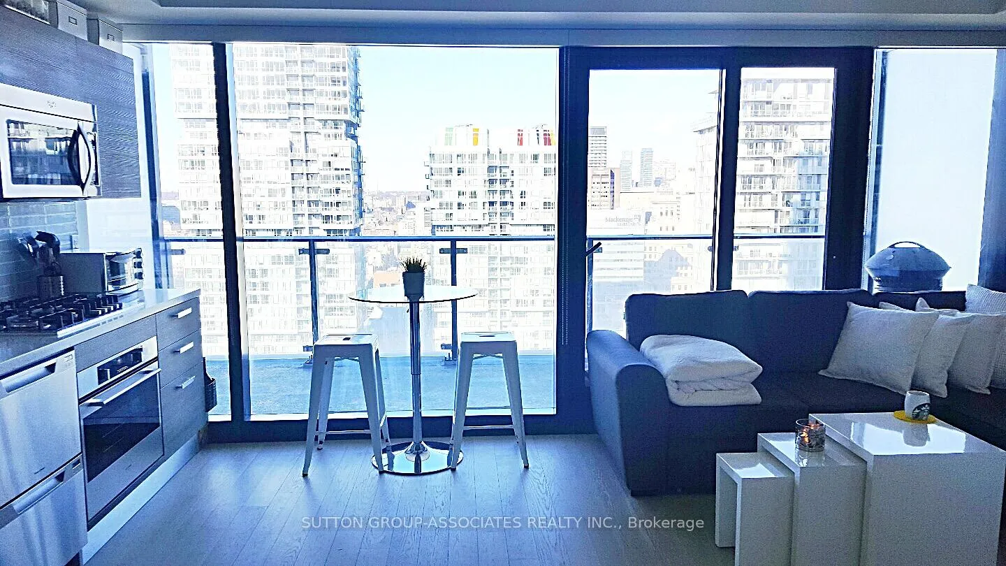 Photo 3 of Unit 2802, 224 King Street W, Toronto, Waterfront Communities — HOMEH