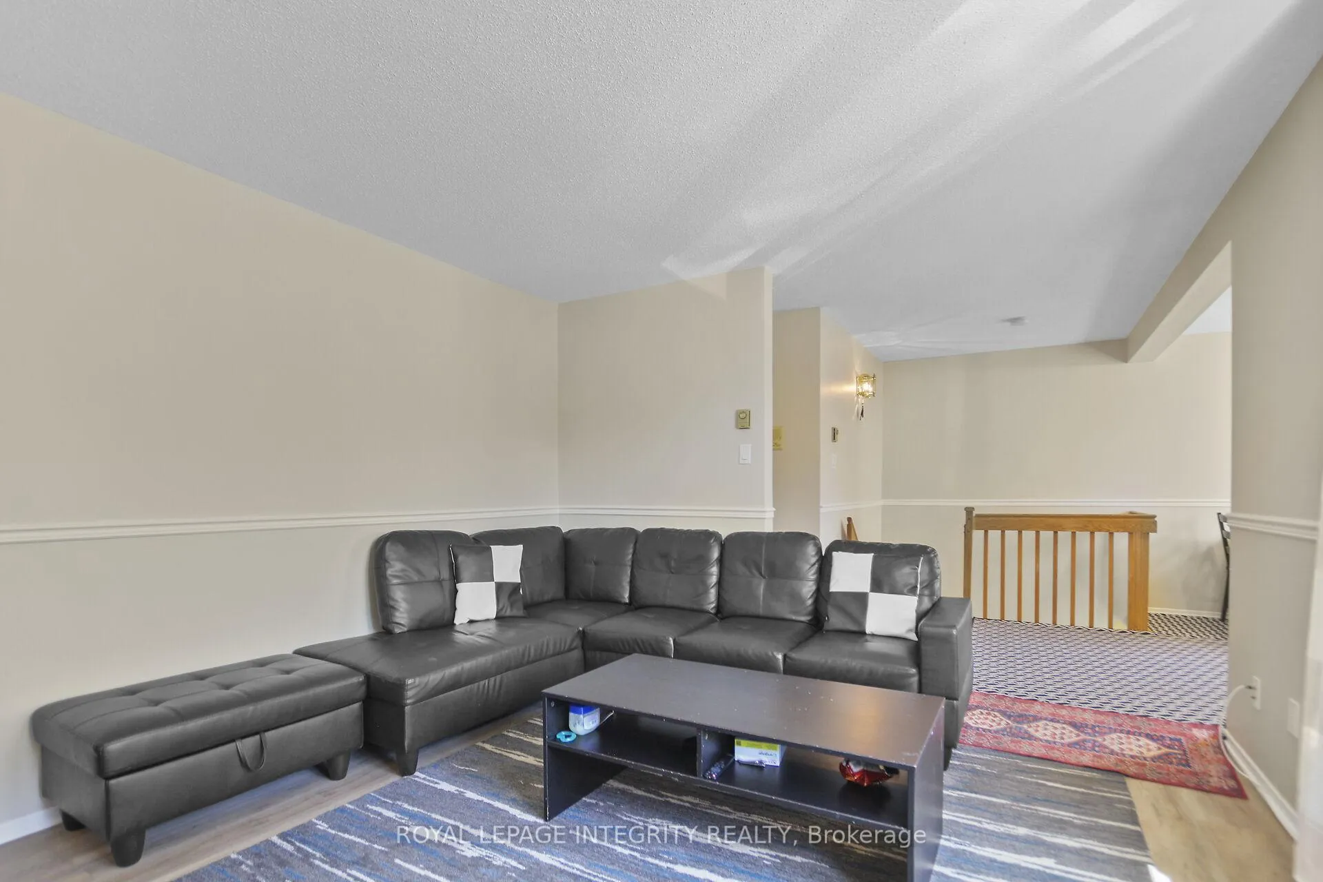 Photo 14 of Unit 10, 3 Stonebank Crescent, Ottawa, Westcliffe Estates — HOMEH