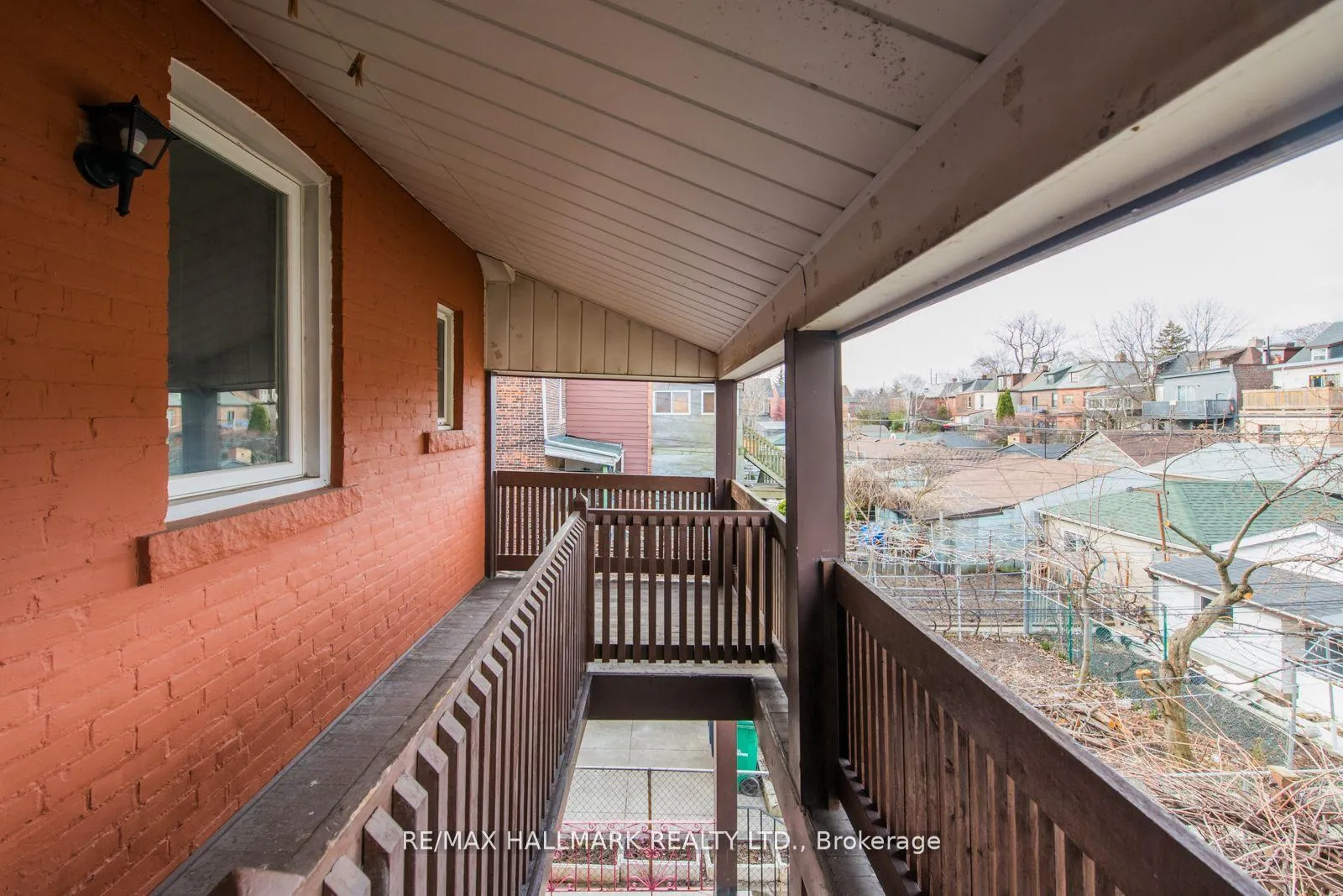Photo 65 of Unit 2 Upper, 576 Ossington Avenue S, Toronto, Palmerston-Little Italy — HOMEH