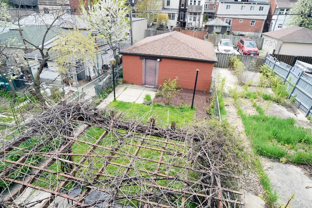 Photo 76 of Unit 2 Upper, 576 Ossington Avenue S, Toronto, Palmerston-Little Italy — HOMEH