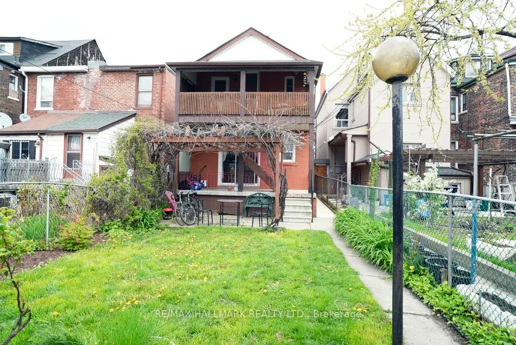 Photo 79 of Unit 2 Upper, 576 Ossington Avenue S, Toronto, Palmerston-Little Italy — HOMEH