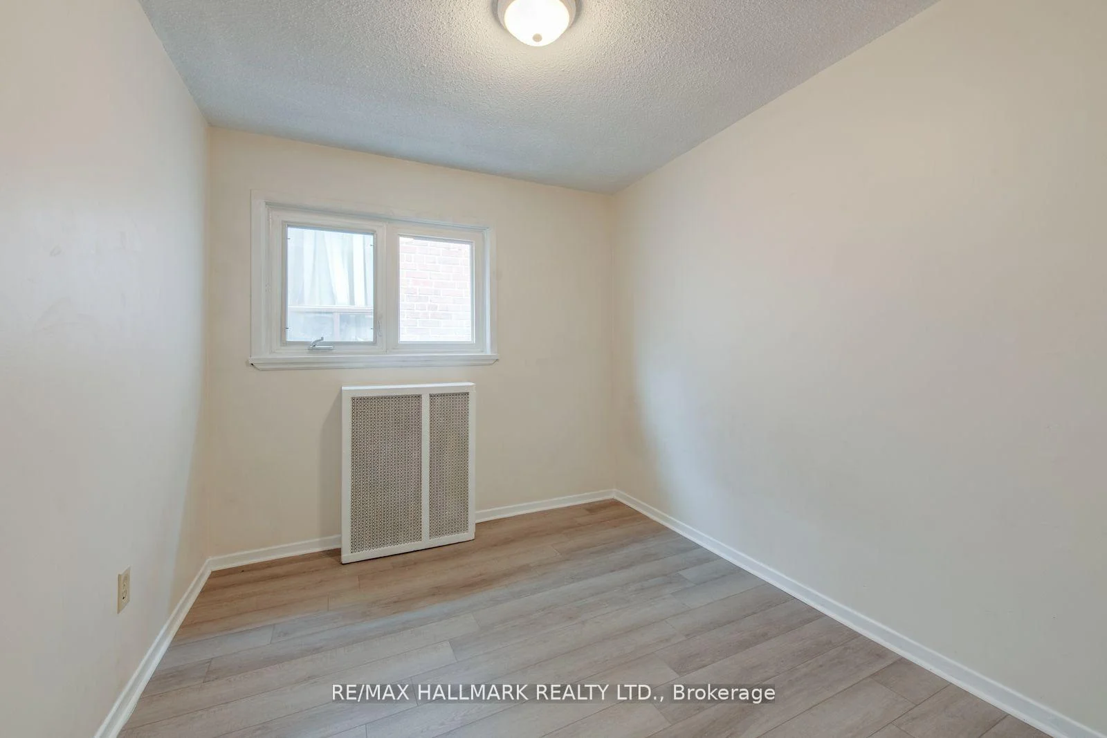 Photo 50 of Unit 2 Upper, 576 Ossington Avenue S, Toronto, Palmerston-Little Italy — HOMEH