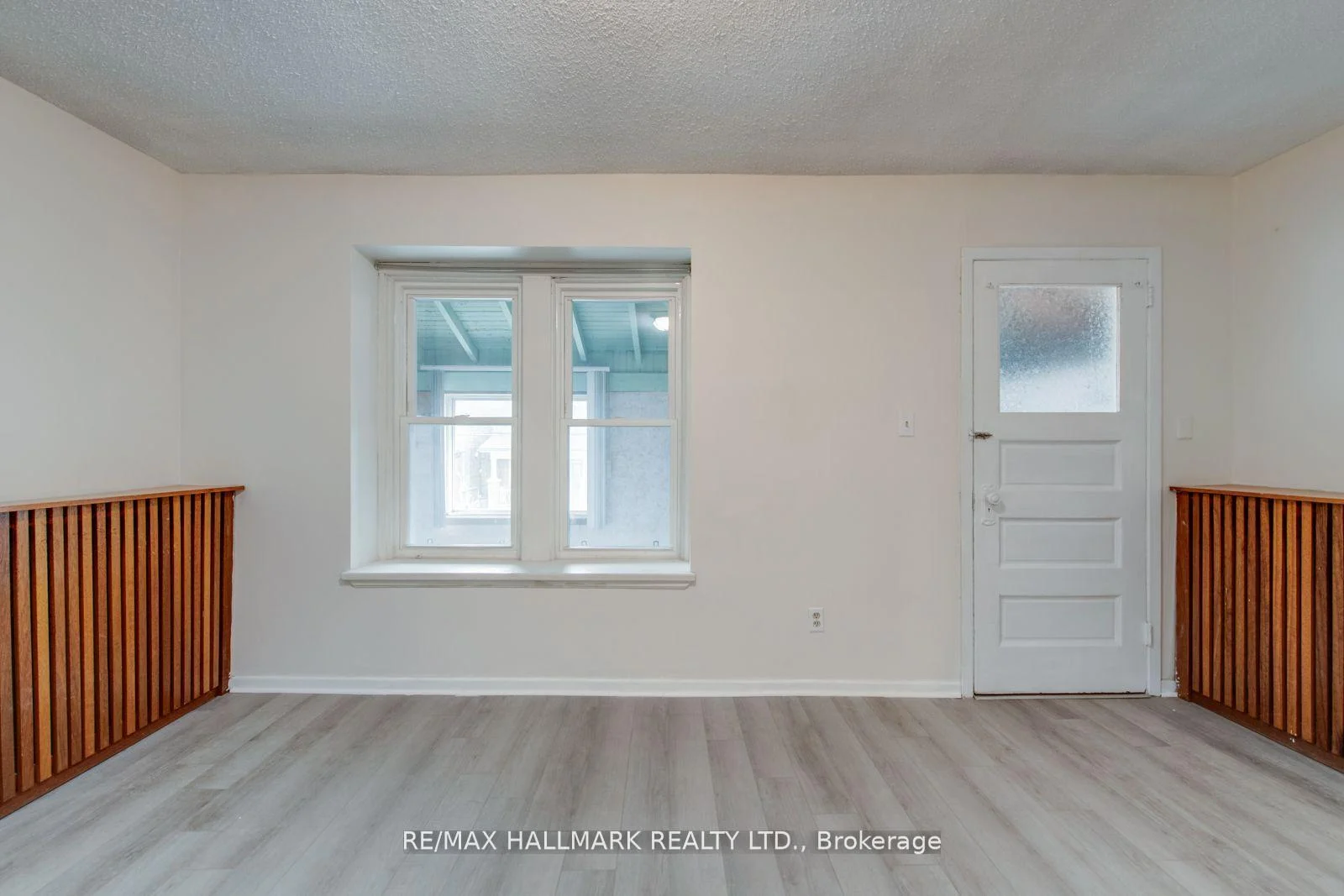Photo 77 of Unit 2 Upper, 576 Ossington Avenue S, Toronto, Palmerston-Little Italy — HOMEH