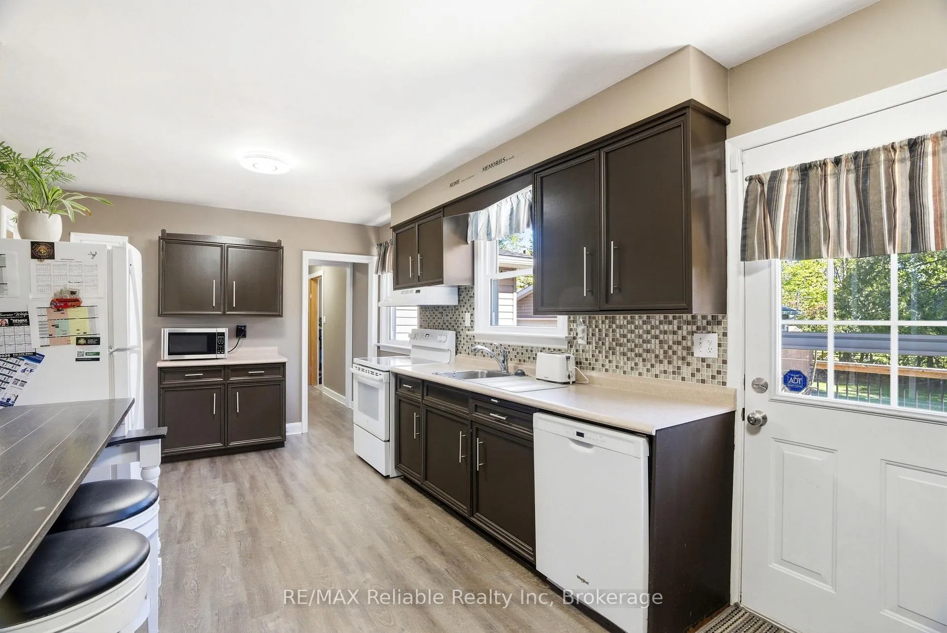 Photo 13 of 131 Townsend Street, Central Huron, Clinton — HOMEH