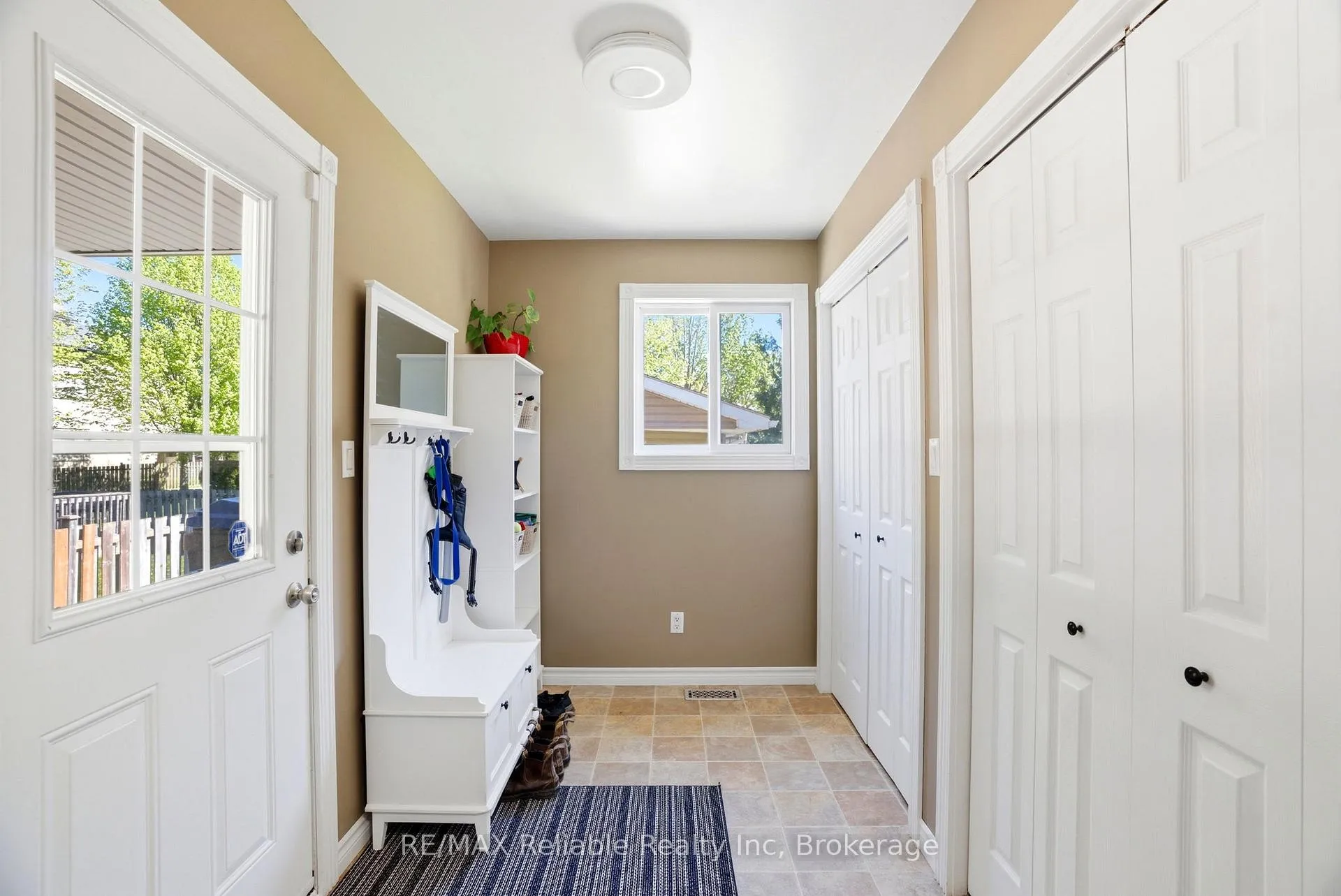 Photo 20 of 131 Townsend Street, Central Huron, Clinton — HOMEH