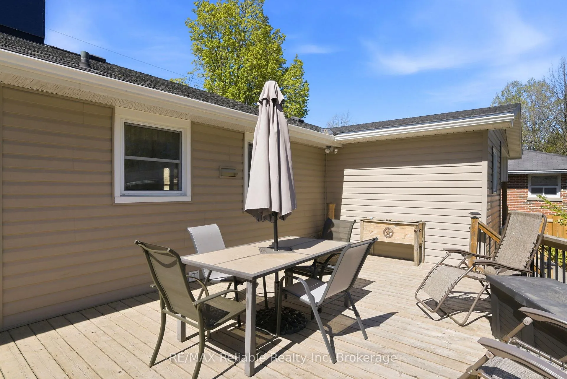 Photo 29 of 131 Townsend Street, Central Huron, Clinton — HOMEH