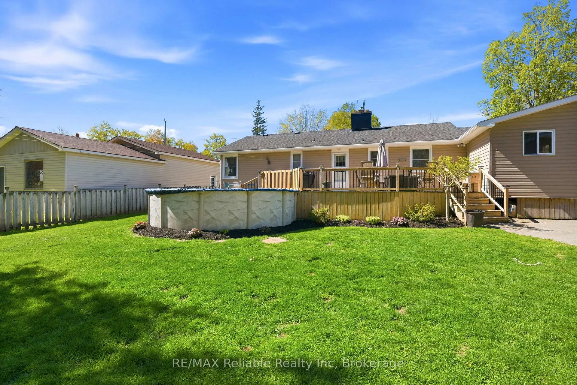 Photo 32 of 131 Townsend Street, Central Huron, Clinton — HOMEH