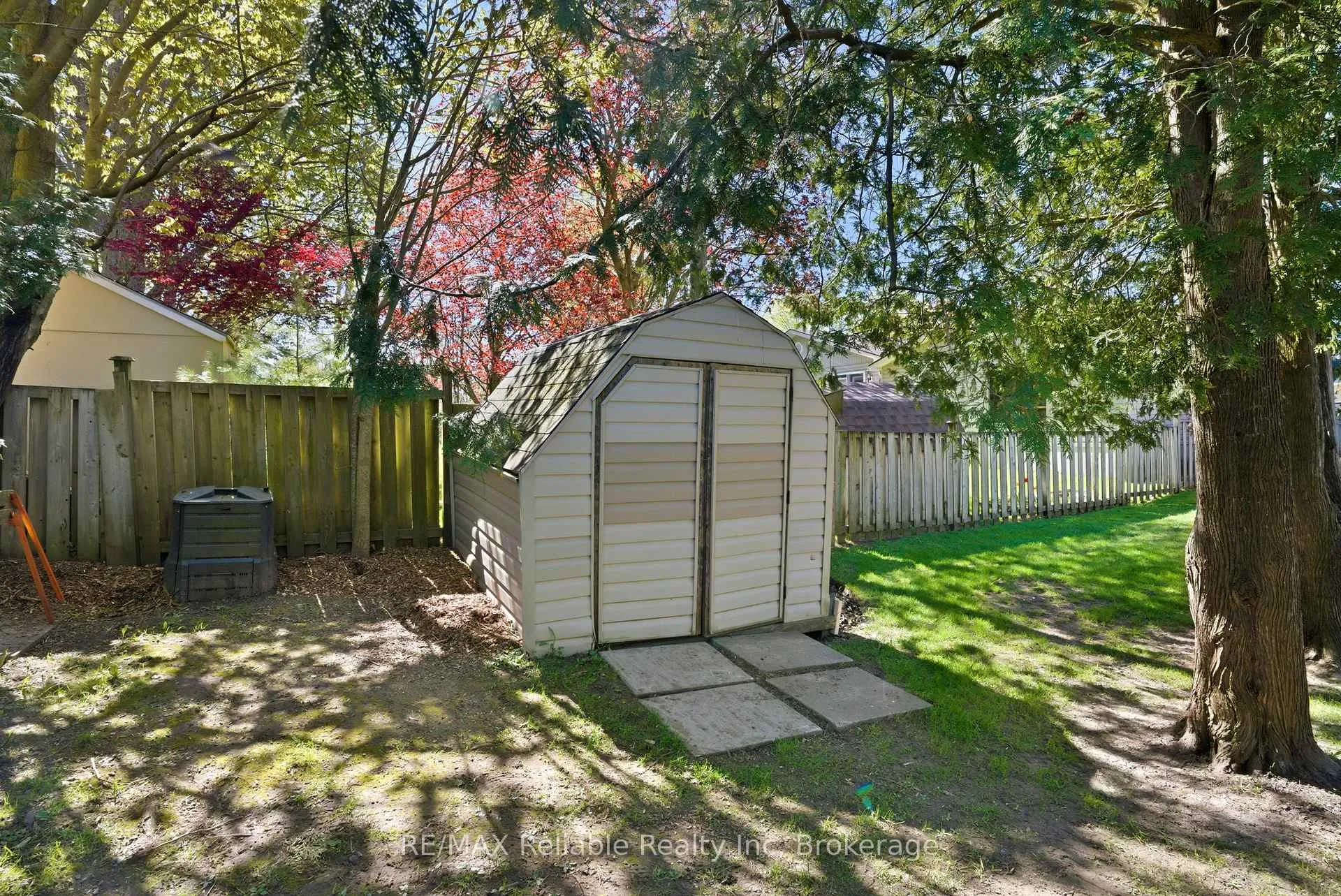 Photo 36 of 131 Townsend Street, Central Huron, Clinton — HOMEH