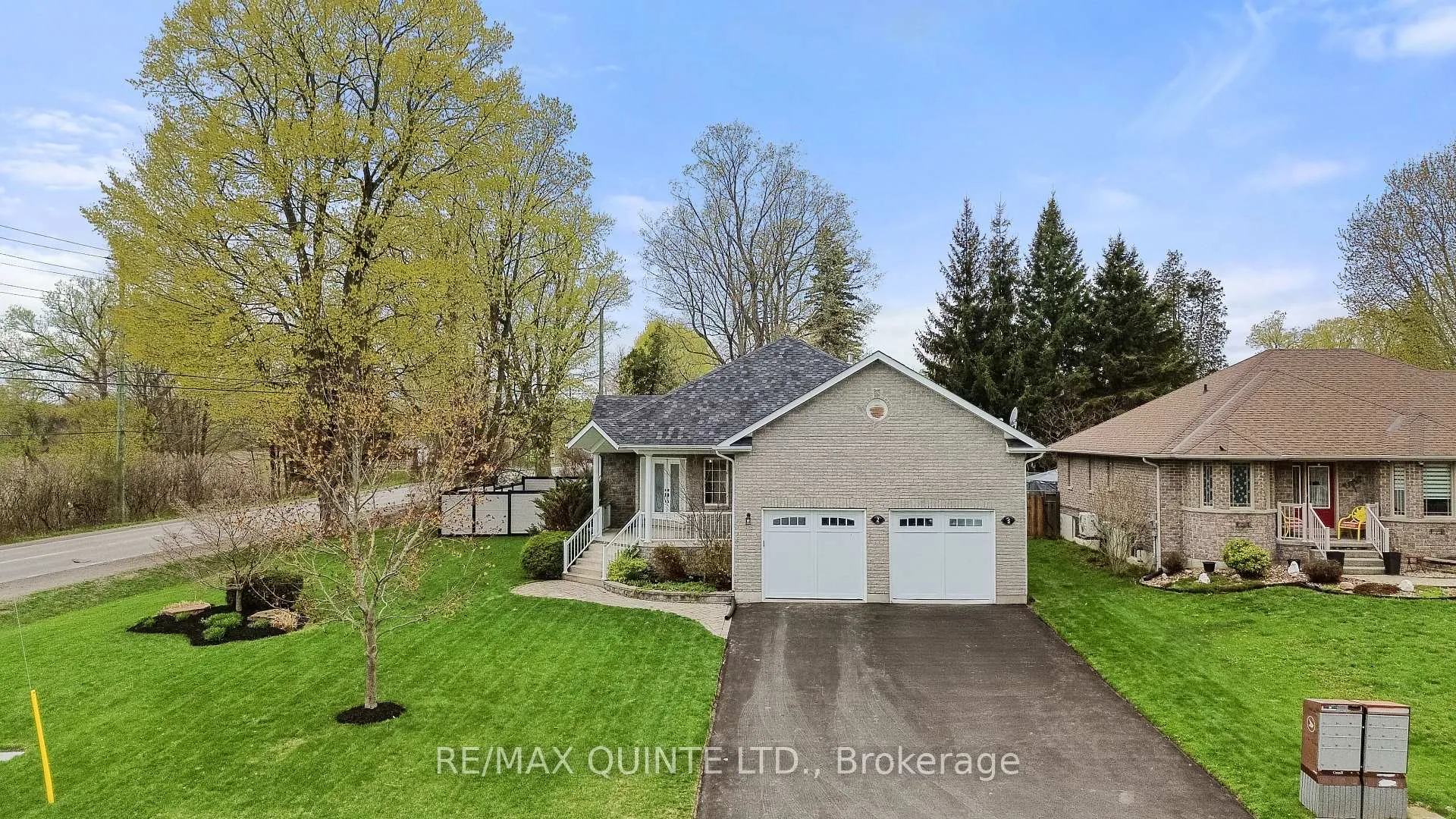 Photo 1 of 2 Applecrest Lane, Quinte West, Murray Ward — HOMEH