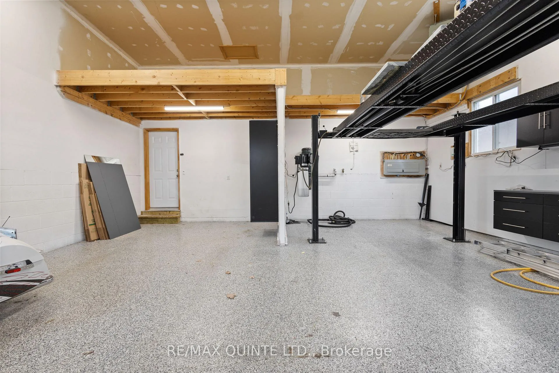Photo 46 of 2 Applecrest Lane, Quinte West, Murray Ward — HOMEH