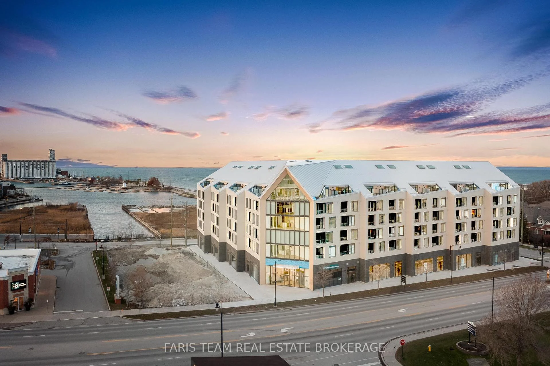 Photo 5 of Unit 621, 31 Huron Street, Collingwood — HOMEH