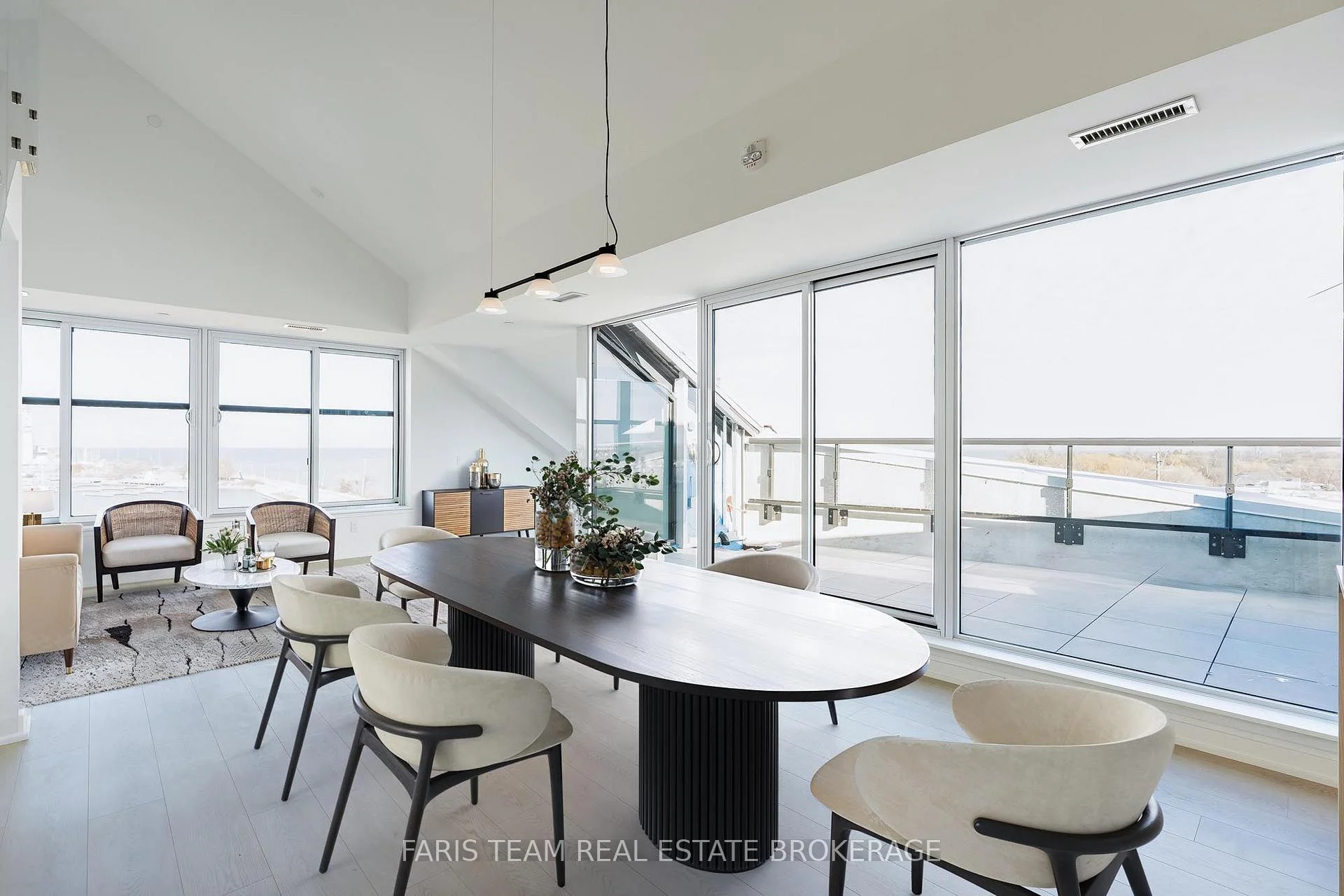 Photo 13 of Unit 621, 31 Huron Street, Collingwood — HOMEH