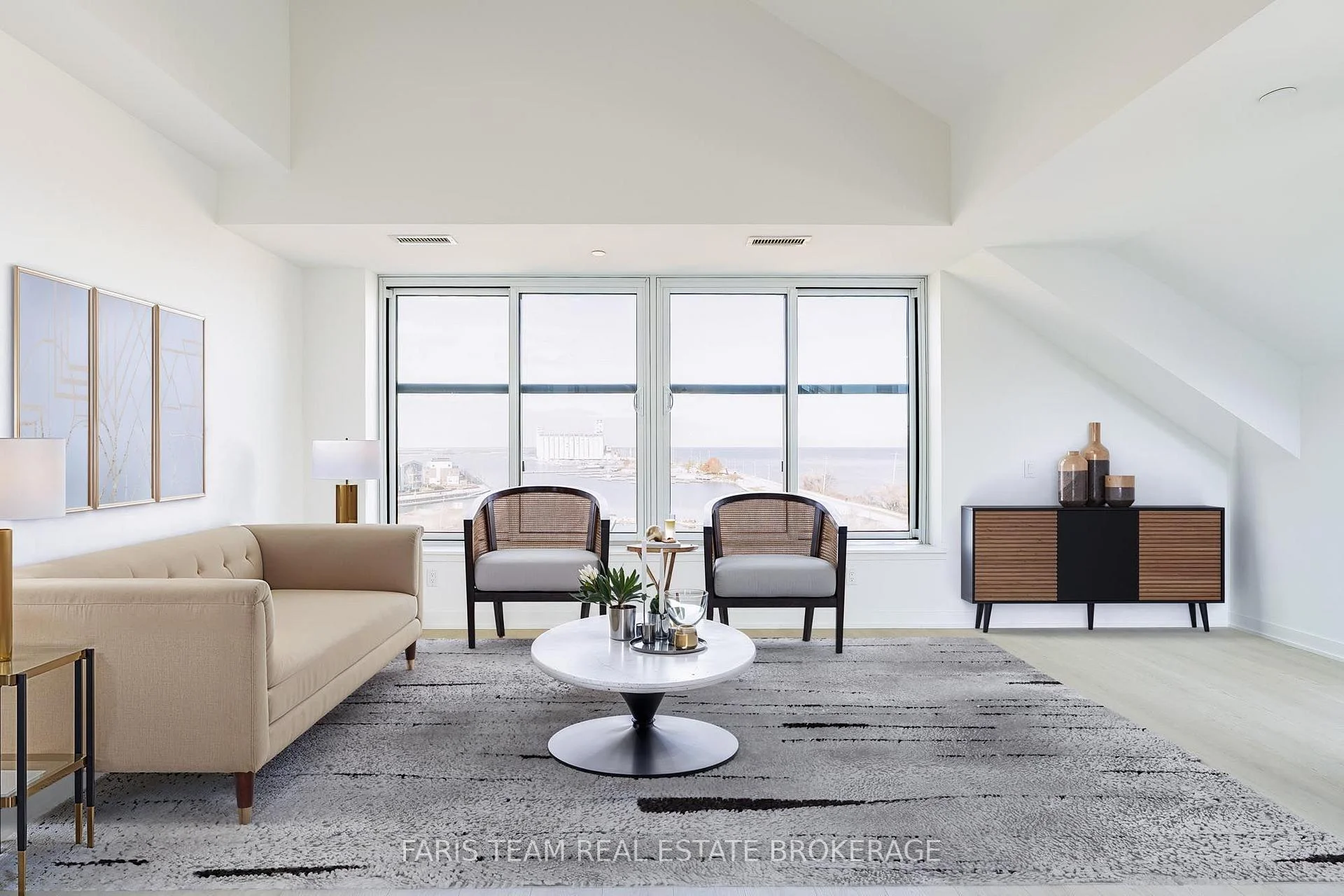 Photo 17 of Unit 621, 31 Huron Street, Collingwood — HOMEH