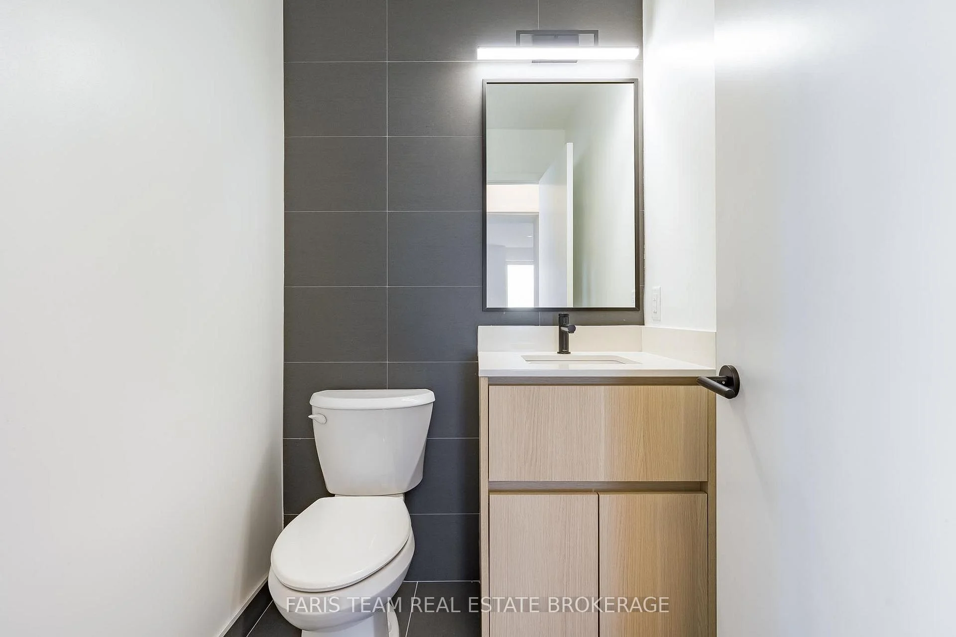 Photo 77 of Unit 621, 31 Huron Street, Collingwood — HOMEH