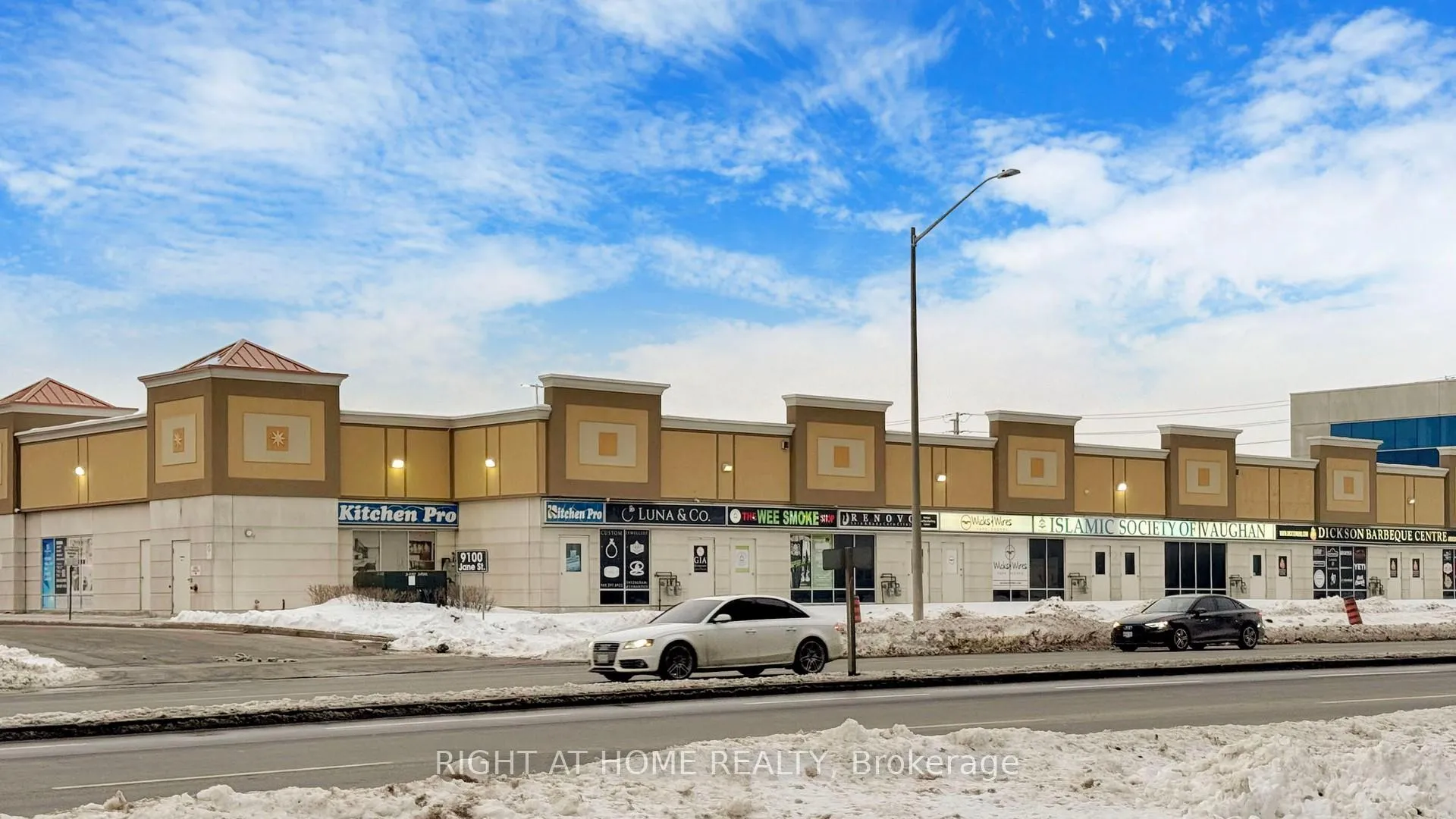 Photo 38 of Unit 914, 10 Abeja Street, Vaughan, Concord — HOMEH