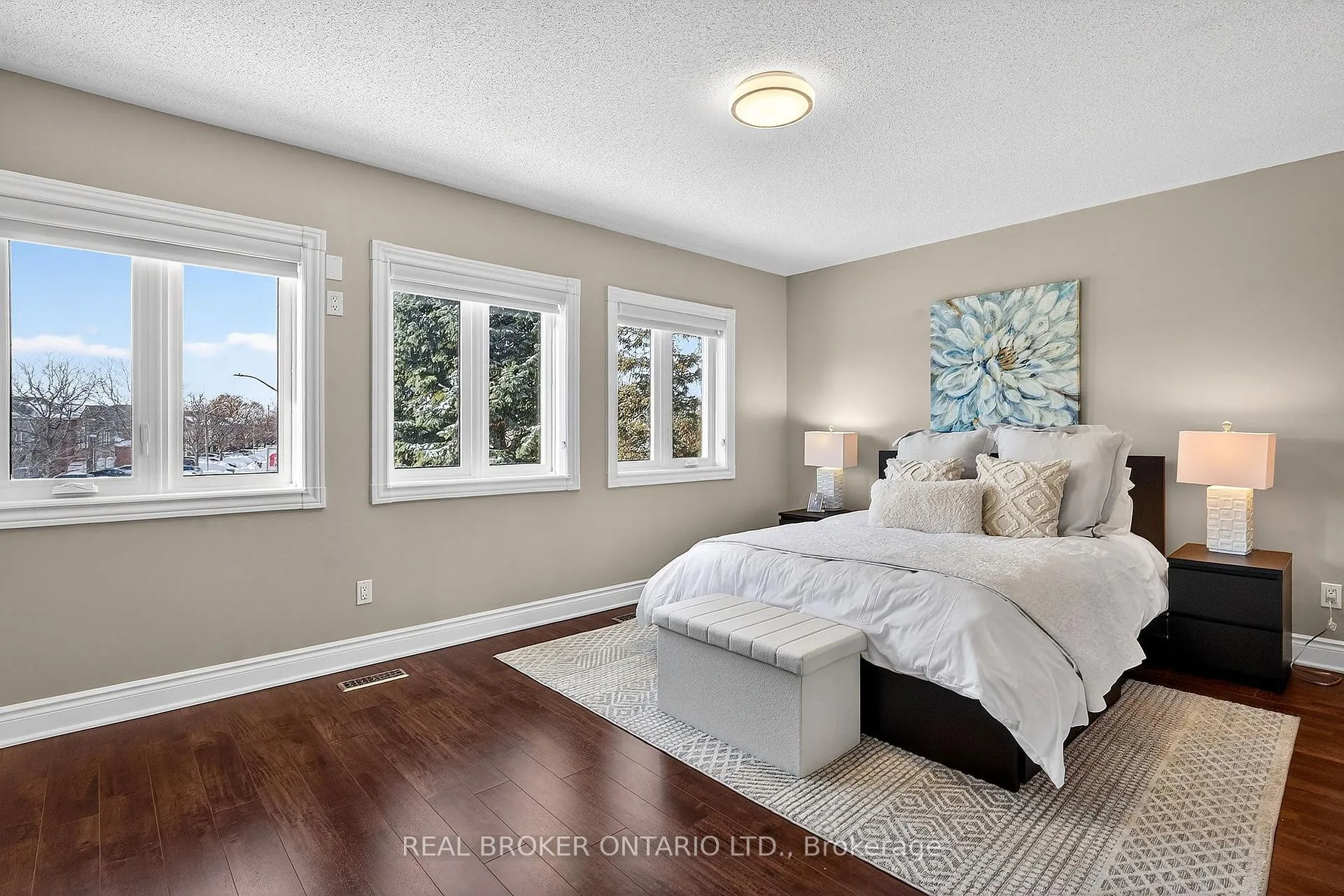 Photo 33 of 67 Summer Valley Drive, Brampton, Snelgrove — HOMEH