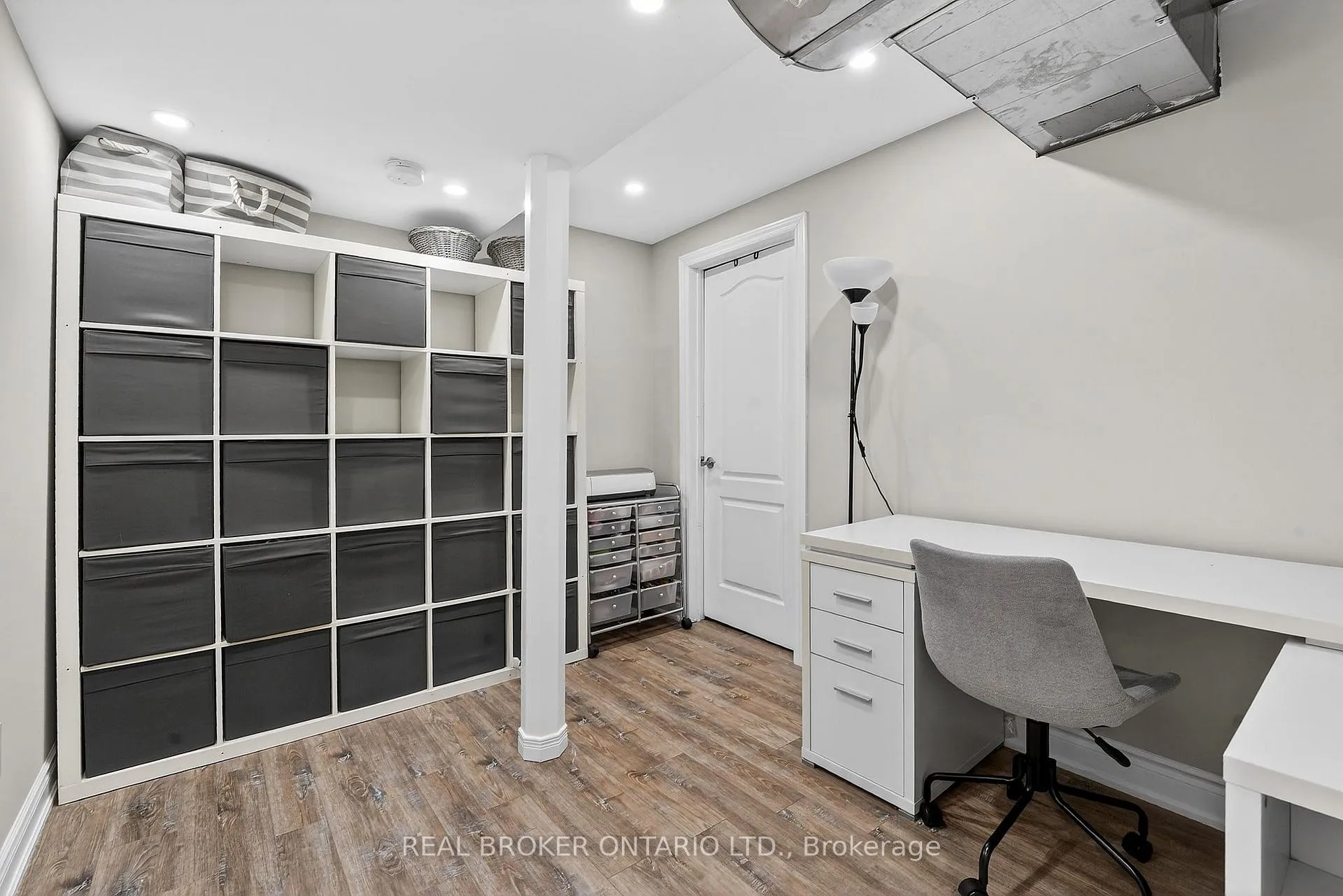 Photo 42 of 67 Summer Valley Drive, Brampton, Snelgrove — HOMEH