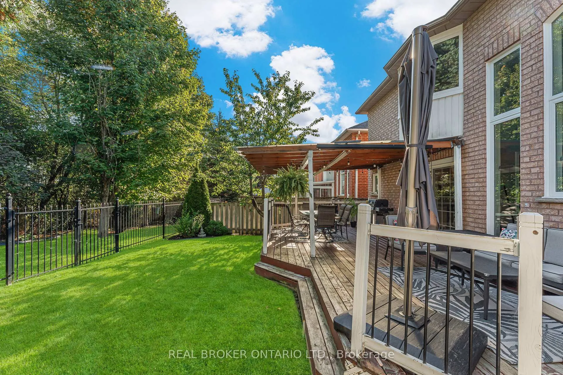Photo 45 of 67 Summer Valley Drive, Brampton, Snelgrove — HOMEH