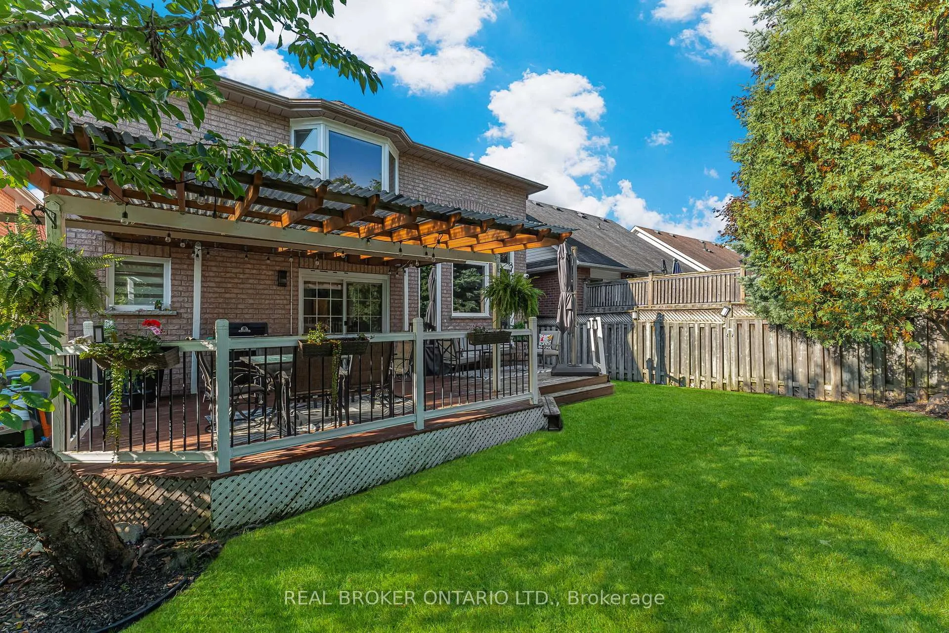 Photo 47 of 67 Summer Valley Drive, Brampton, Snelgrove — HOMEH