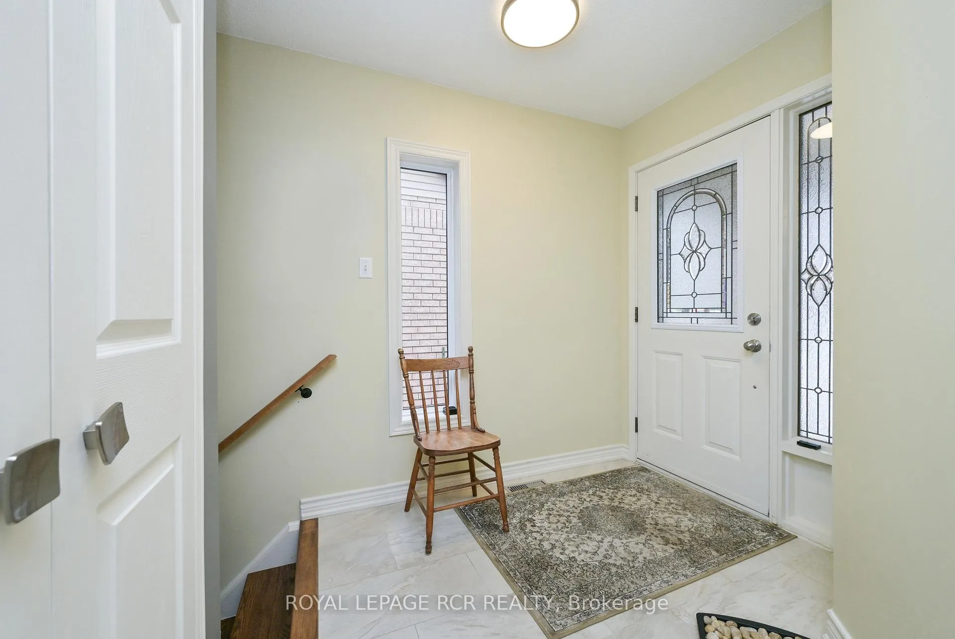 Photo 3 of 196 Riverview Road, New Tecumseth, Alliston — HOMEH
