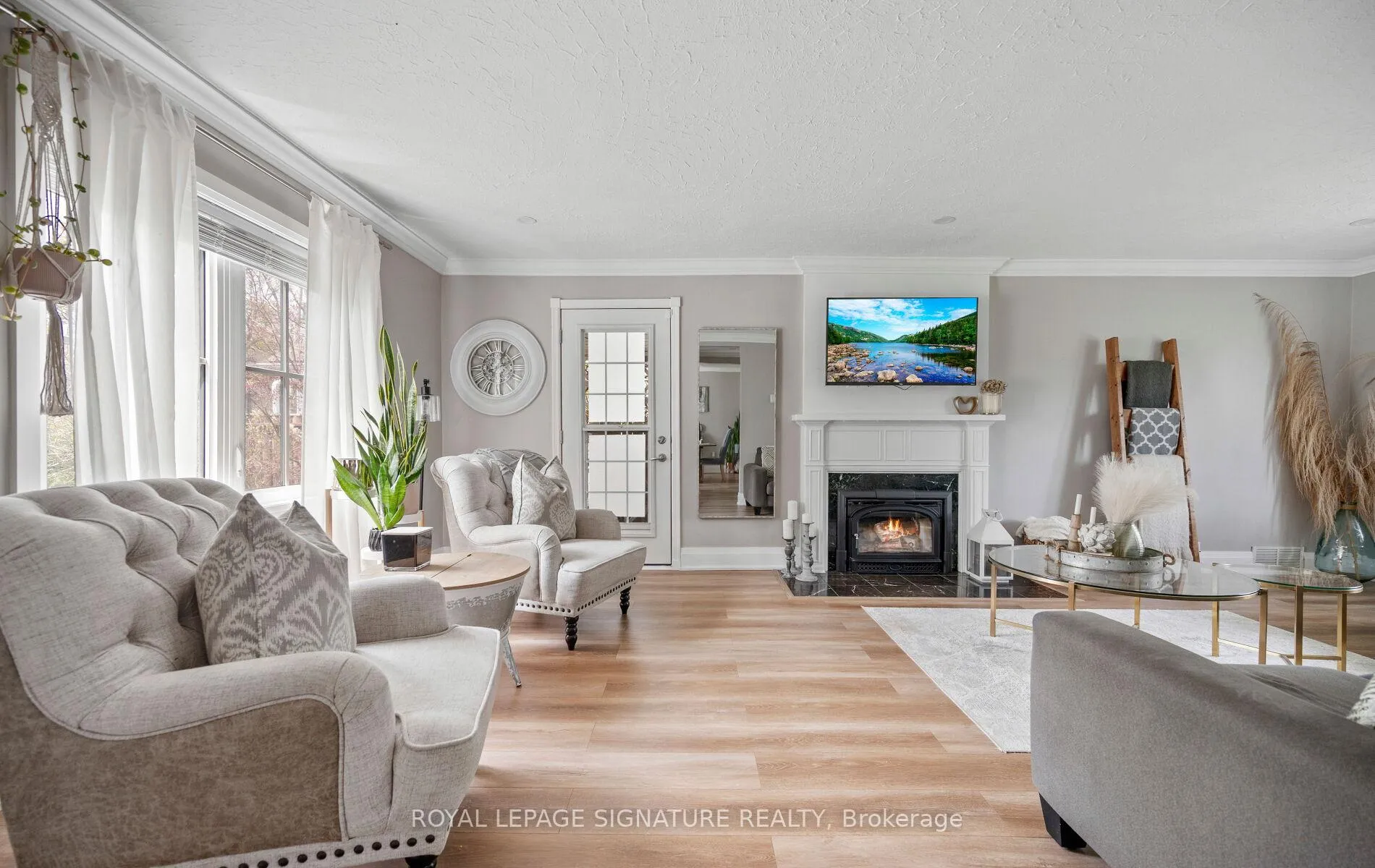 Photo 6 of 773 Masson Street, Oshawa, Centennial — HOMEH