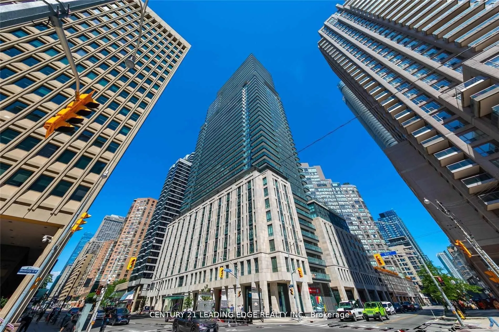 Photo 1 of Unit 2209, 955 Bay Street, Toronto, Bay Street Corridor — HOMEH