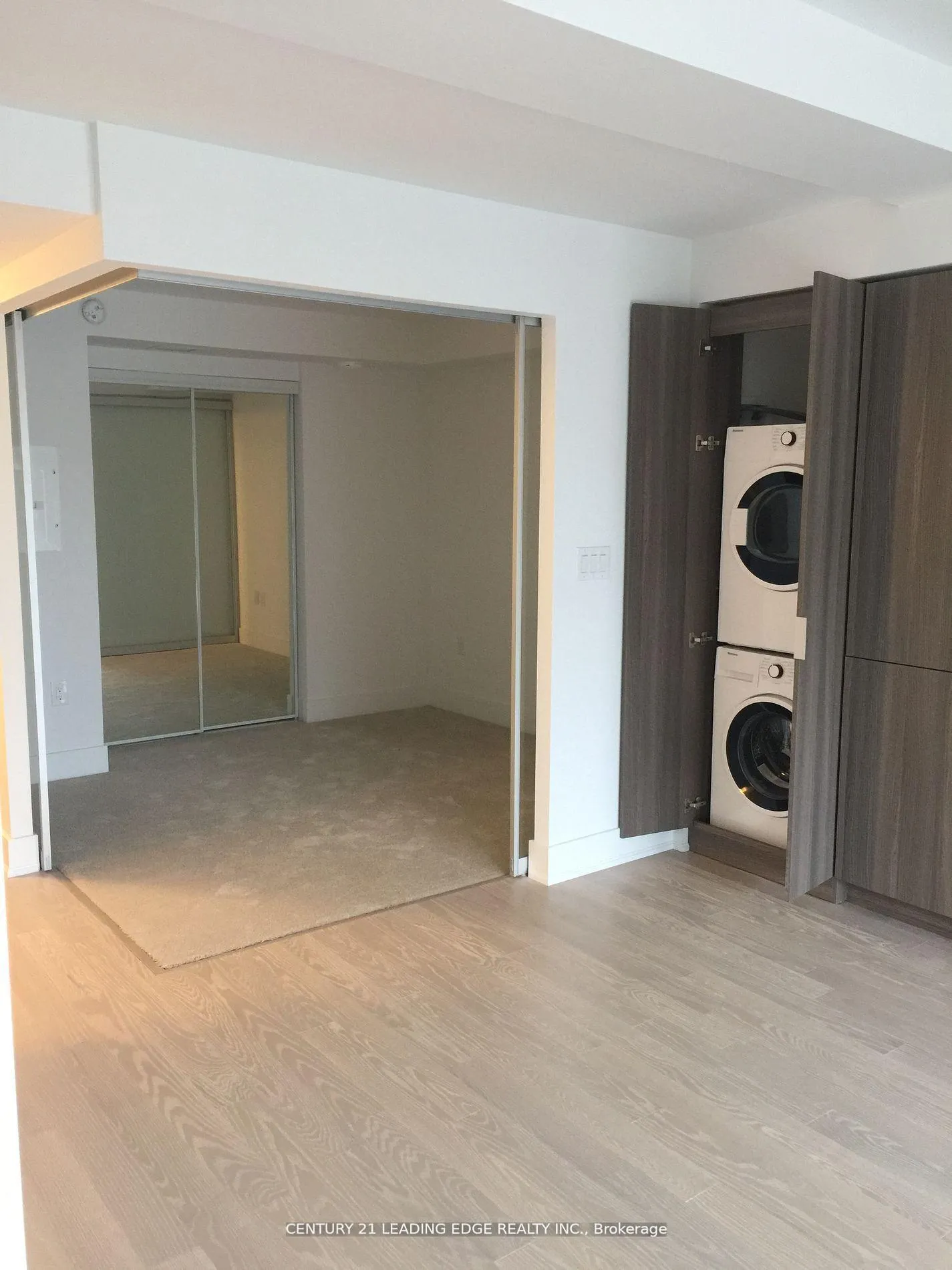 Photo 12 of Unit 2209, 955 Bay Street, Toronto, Bay Street Corridor — HOMEH