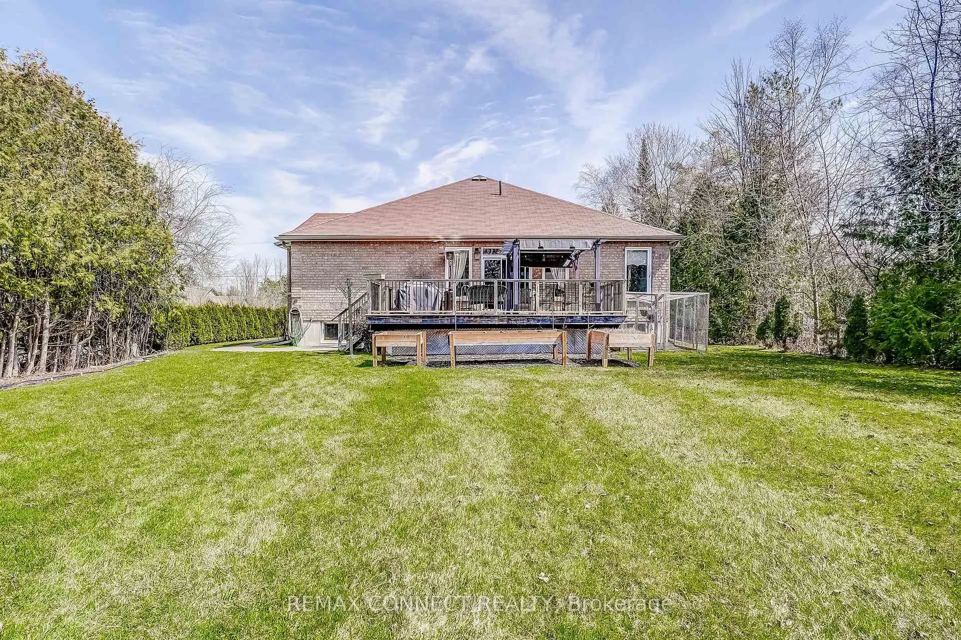 Photo 25 of 46 Alexander Boulevard, Georgina, Sutton & Jackson's Point — HOMEH