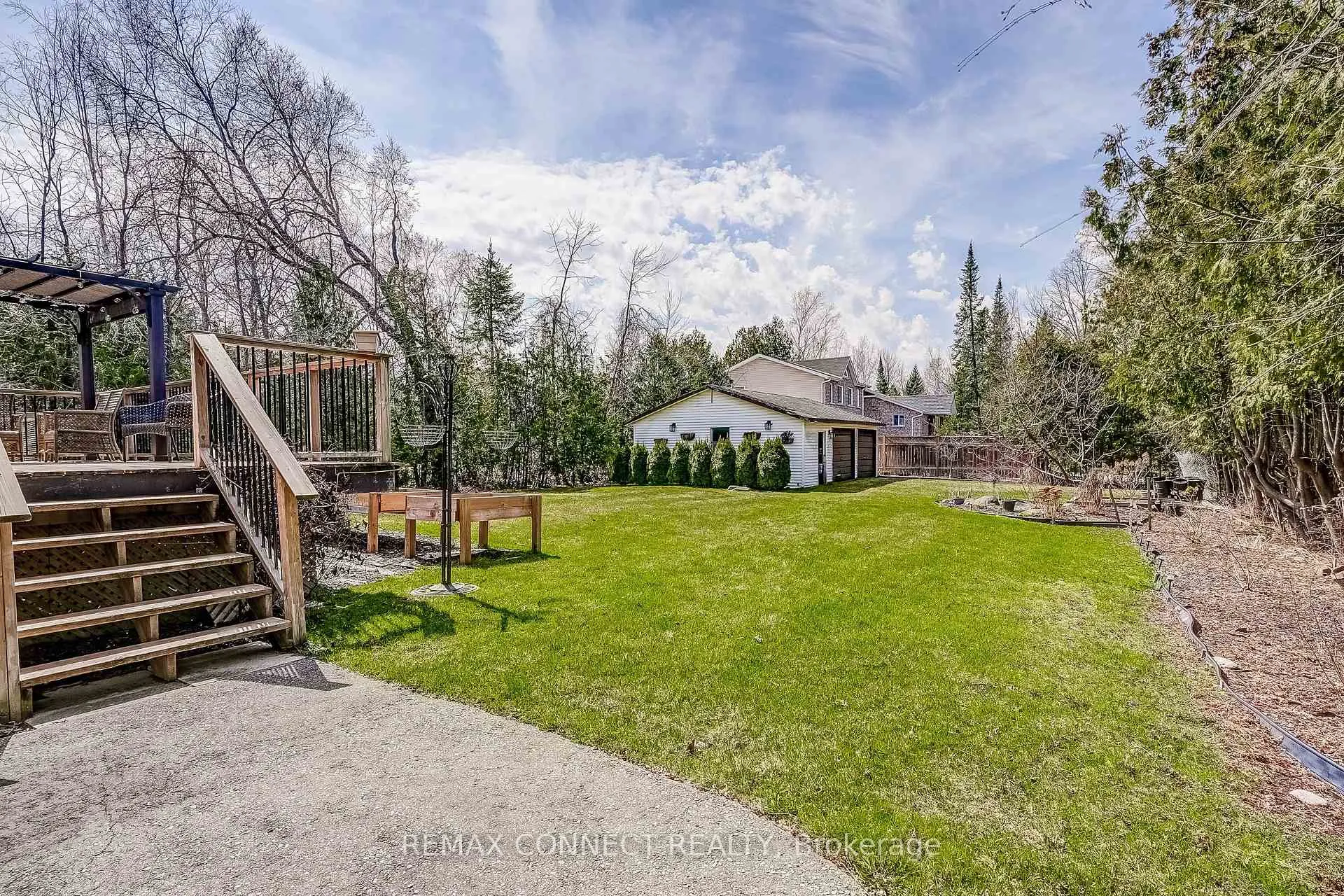 Photo 26 of 46 Alexander Boulevard, Georgina, Sutton & Jackson's Point — HOMEH