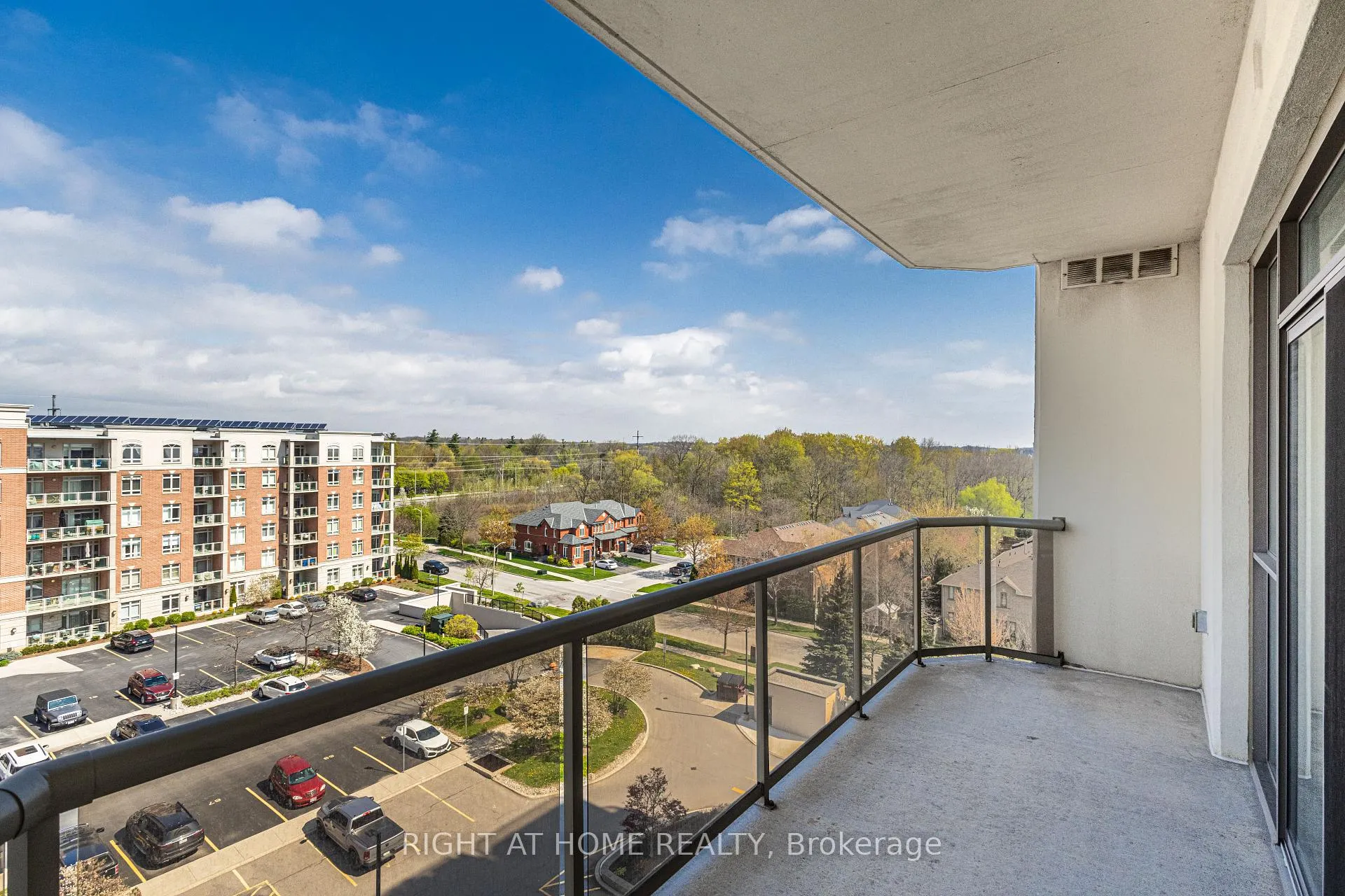 Photo 28 of Unit 709, 1998 Ironstone Drive, Burlington, Uptown — HOMEH