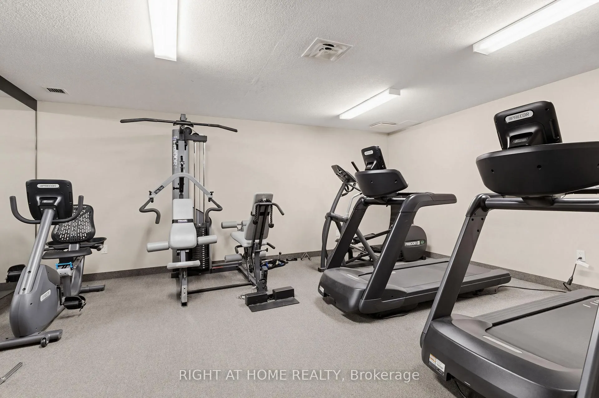 Photo 32 of Unit 709, 1998 Ironstone Drive, Burlington, Uptown — HOMEH