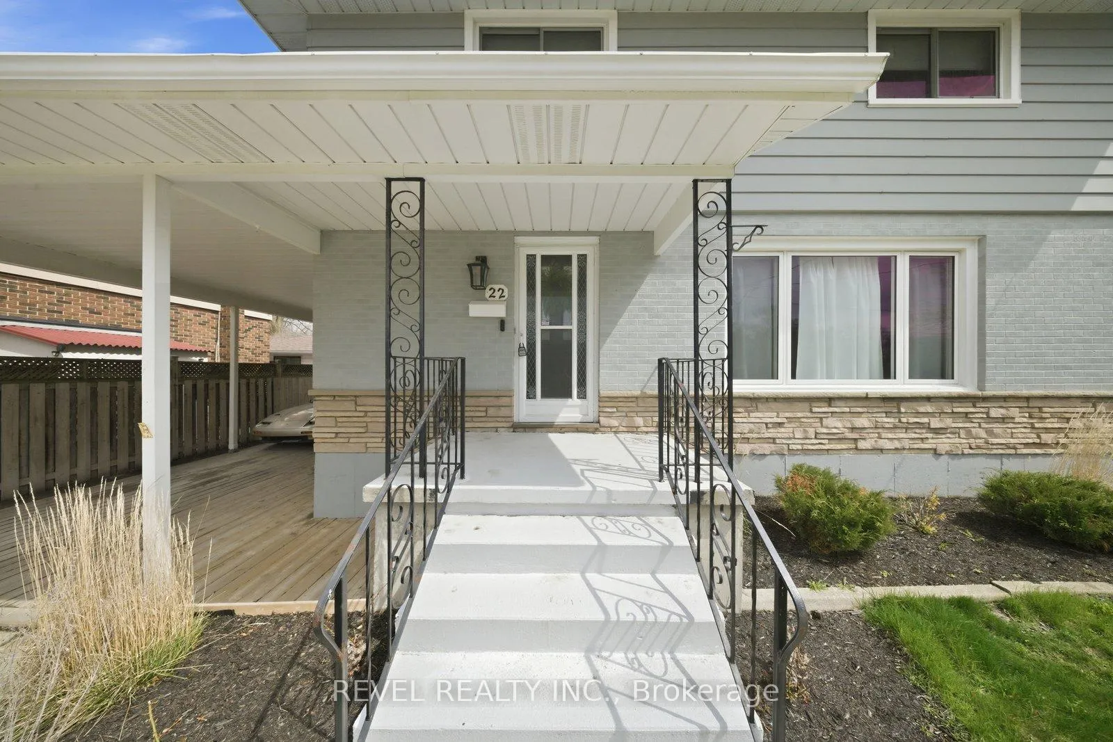 Photo 11 of 22 Paris Road, Brantford, Henderson-Sky Acres — HOMEH