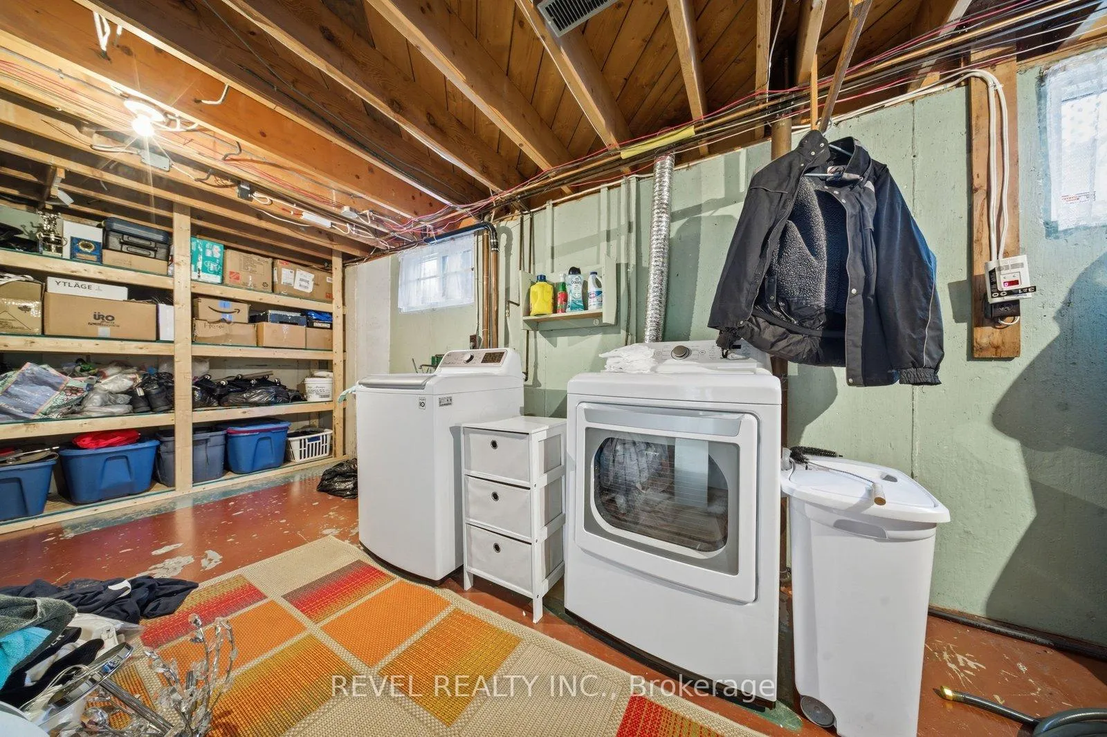 Photo 34 of 22 Paris Road, Brantford, Henderson-Sky Acres — HOMEH