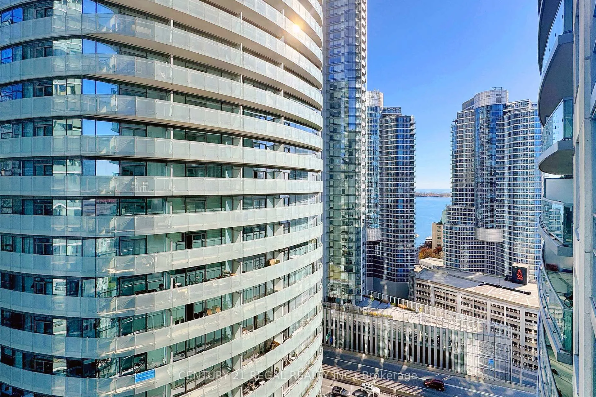 Photo 1 of Unit 2706, 19 Grand Trunk Crescent, Toronto, Waterfront Communities — HOMEH