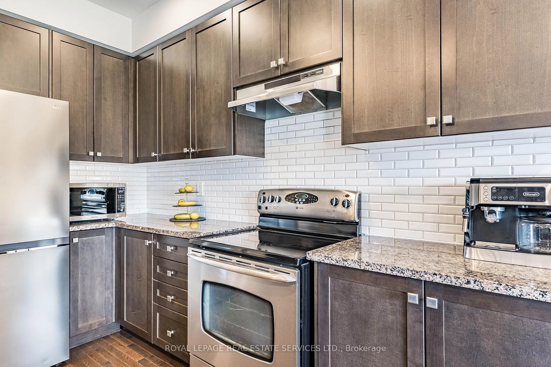 Photo 19 of 40 Landscape Drive, Oro-Medonte, Horseshoe Valley — HOMEH