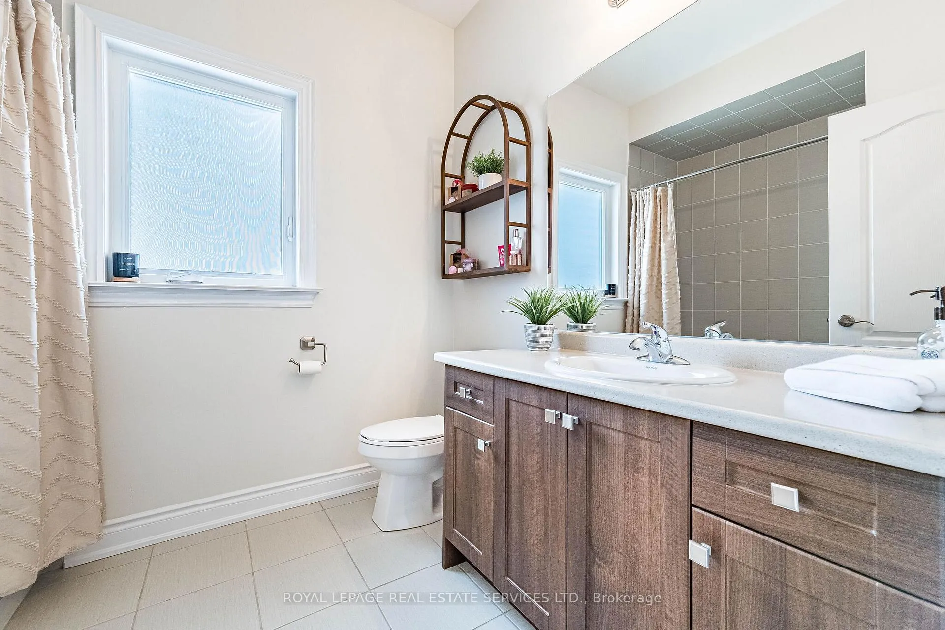 Photo 30 of 40 Landscape Drive, Oro-Medonte, Horseshoe Valley — HOMEH