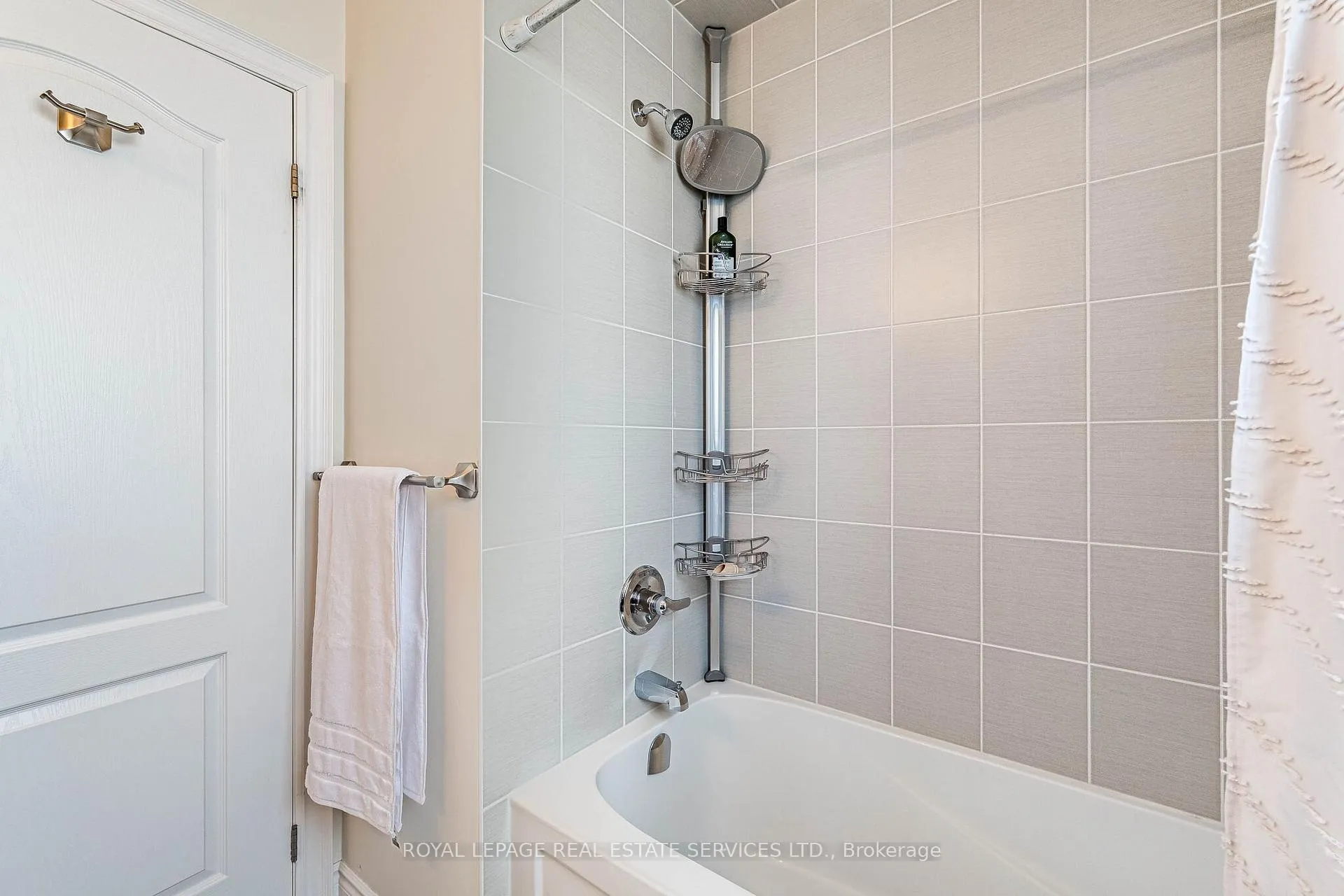 Photo 31 of 40 Landscape Drive, Oro-Medonte, Horseshoe Valley — HOMEH