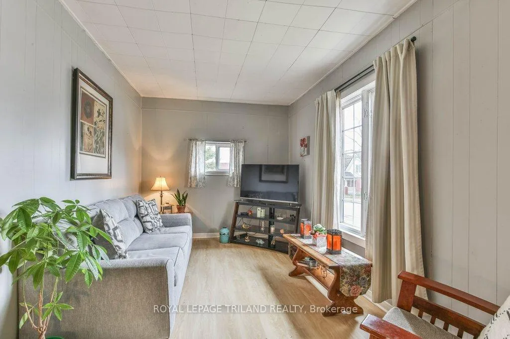 Photo 7 of 11 Mackay Avenue, London, South E — HOMEH