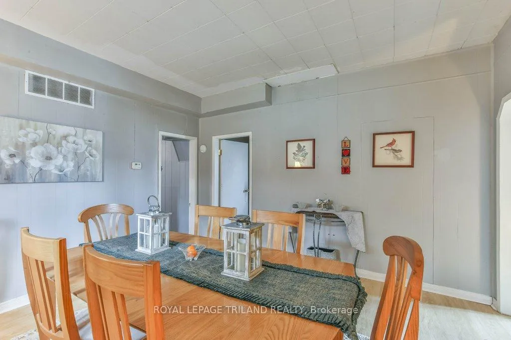 Photo 16 of 11 Mackay Avenue, London, South E — HOMEH