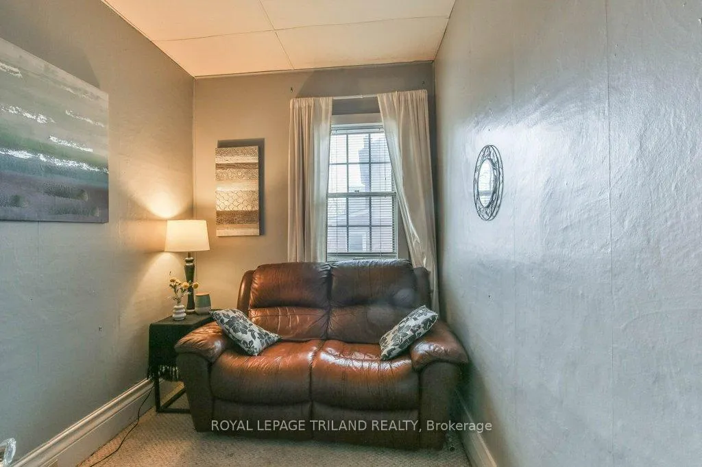 Photo 19 of 11 Mackay Avenue, London, South E — HOMEH